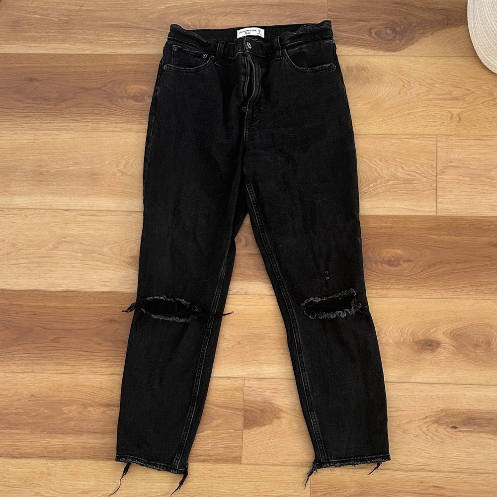 Abercrombie Black Distressed Women's Jeans
